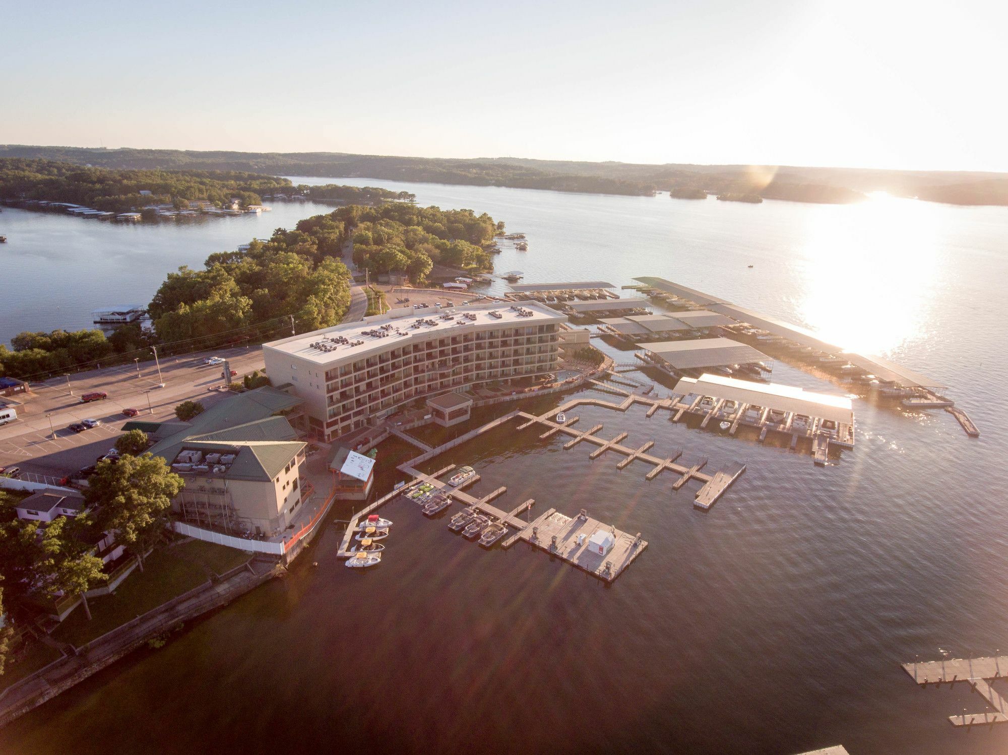 Camden On The Lake Resort Lake Ozark Exterior foto