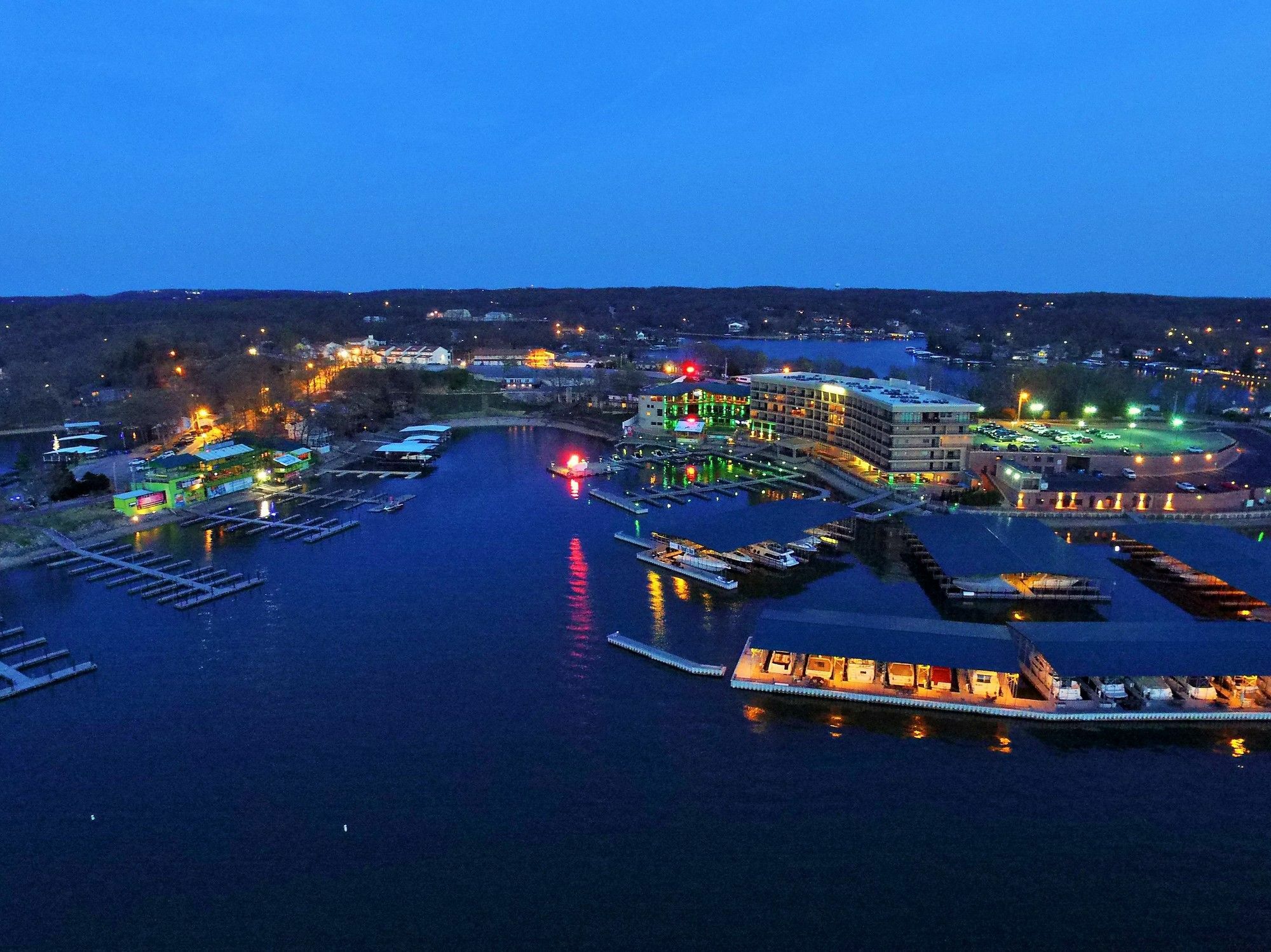 Camden On The Lake Resort Lake Ozark Exterior foto